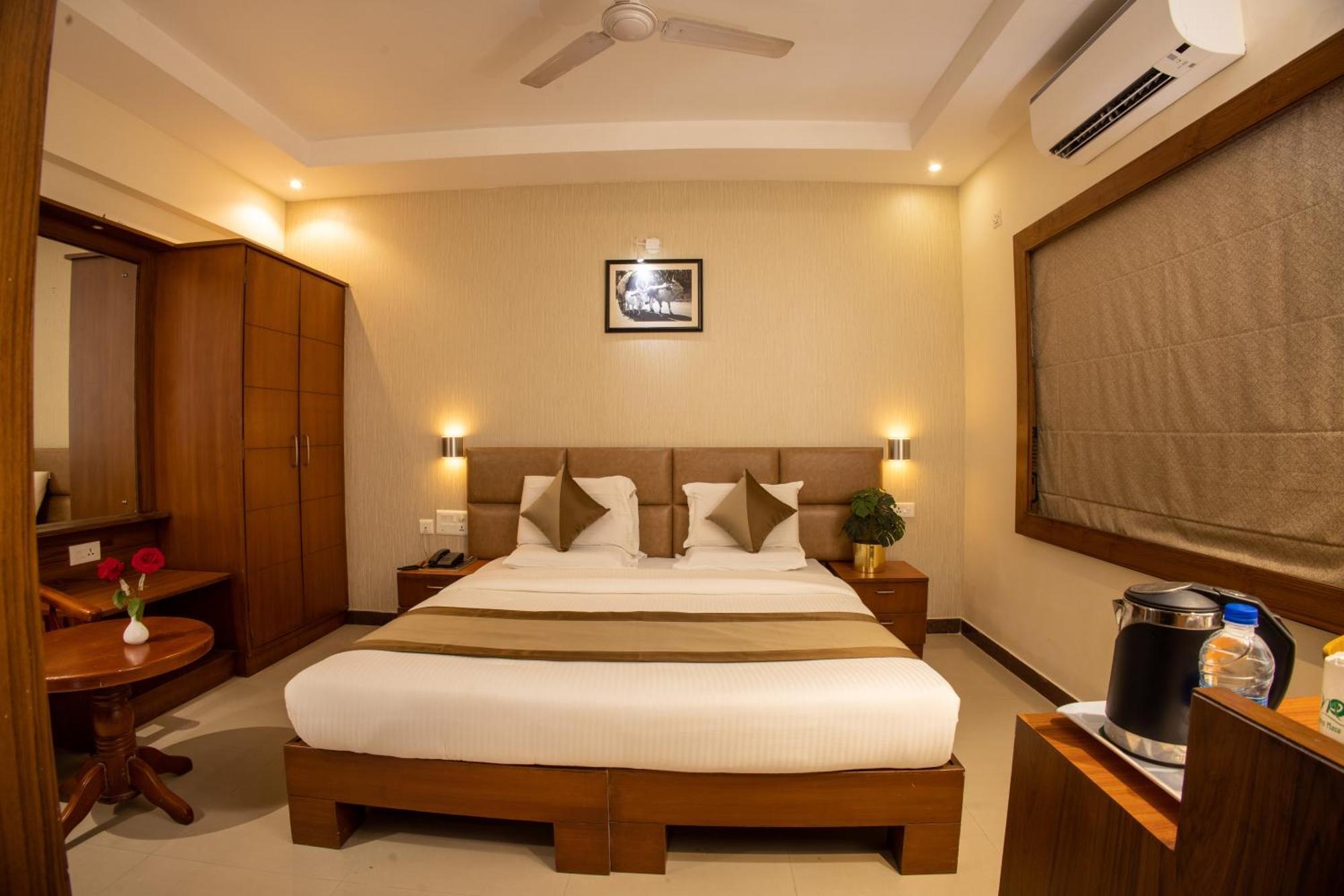 Metro Plaza Hotel By Rak Rooms, Mangaluru Eksteriør billede