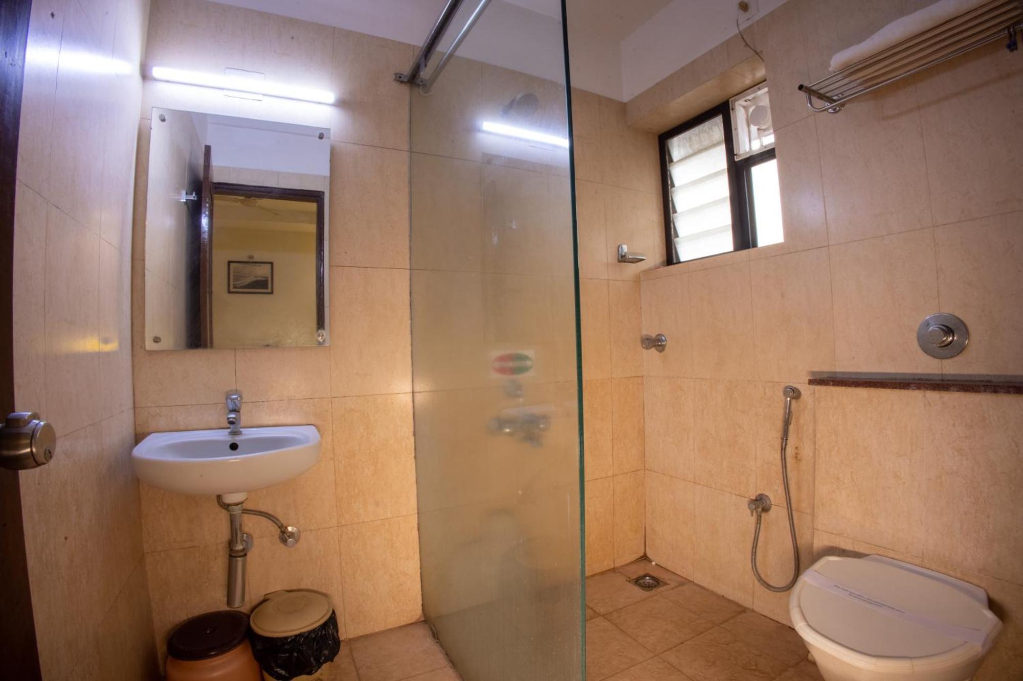 Metro Plaza Hotel By Rak Rooms, Mangaluru Eksteriør billede