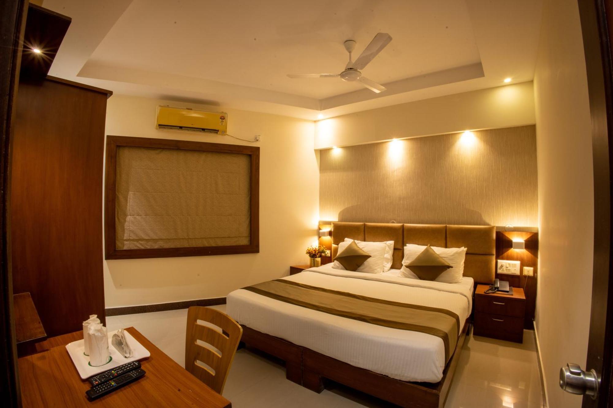Metro Plaza Hotel By Rak Rooms, Mangaluru Eksteriør billede