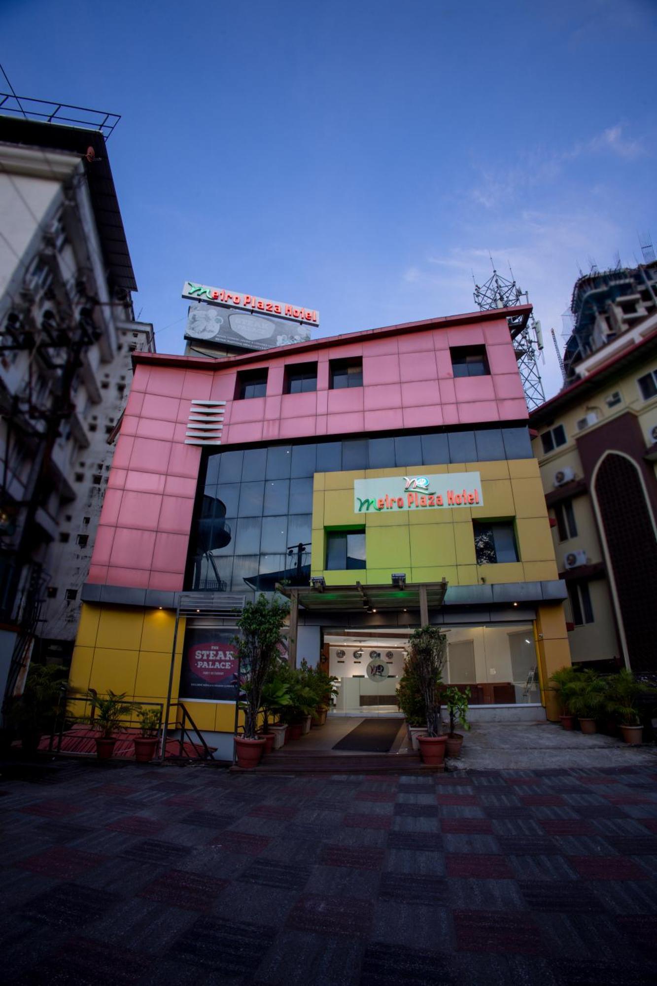 Metro Plaza Hotel By Rak Rooms, Mangaluru Eksteriør billede